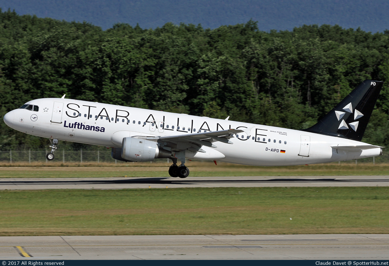 Photo of D-AIPD - Airbus A320-211 operated by Lufthansa