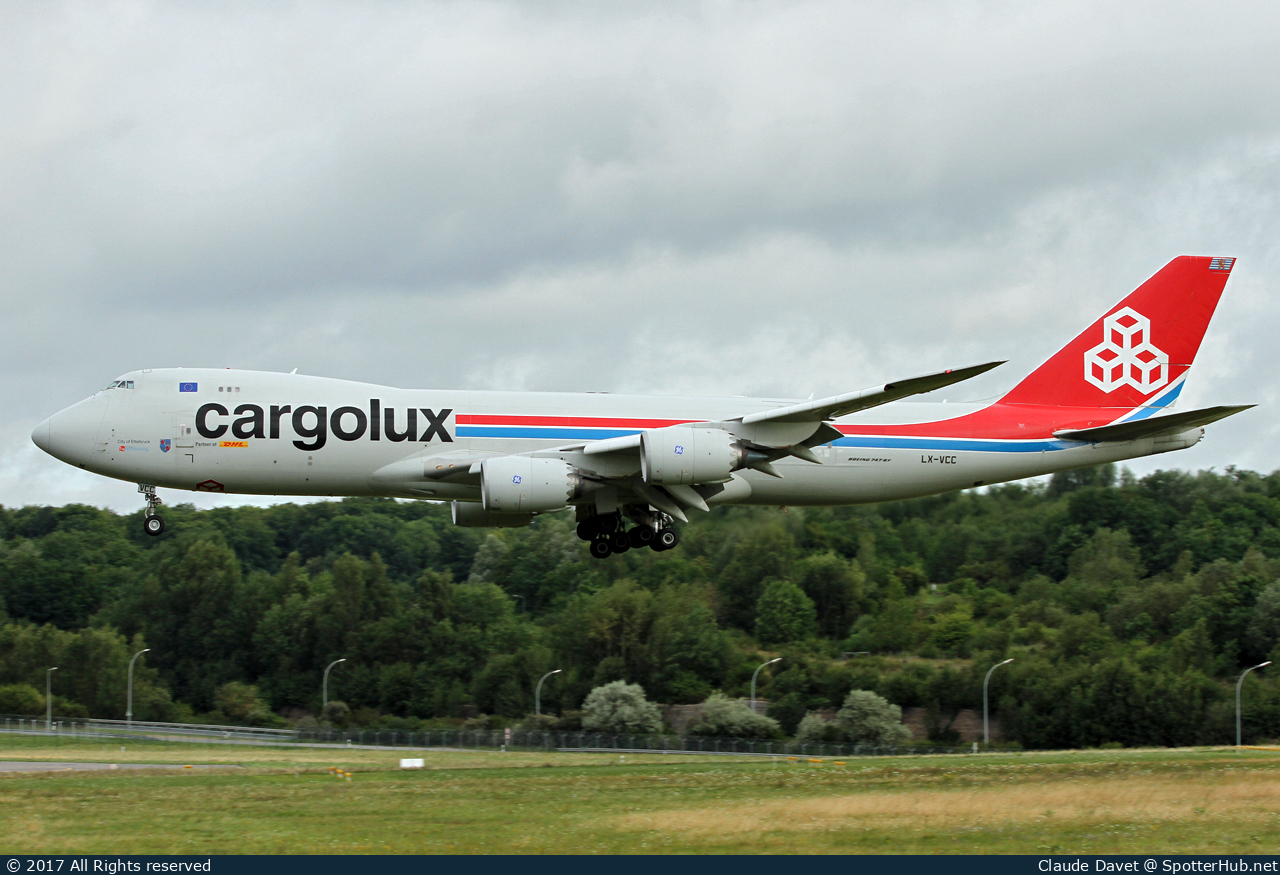 Photo of LX-VCC - Boeing 747-8R7F operated by Cargolux