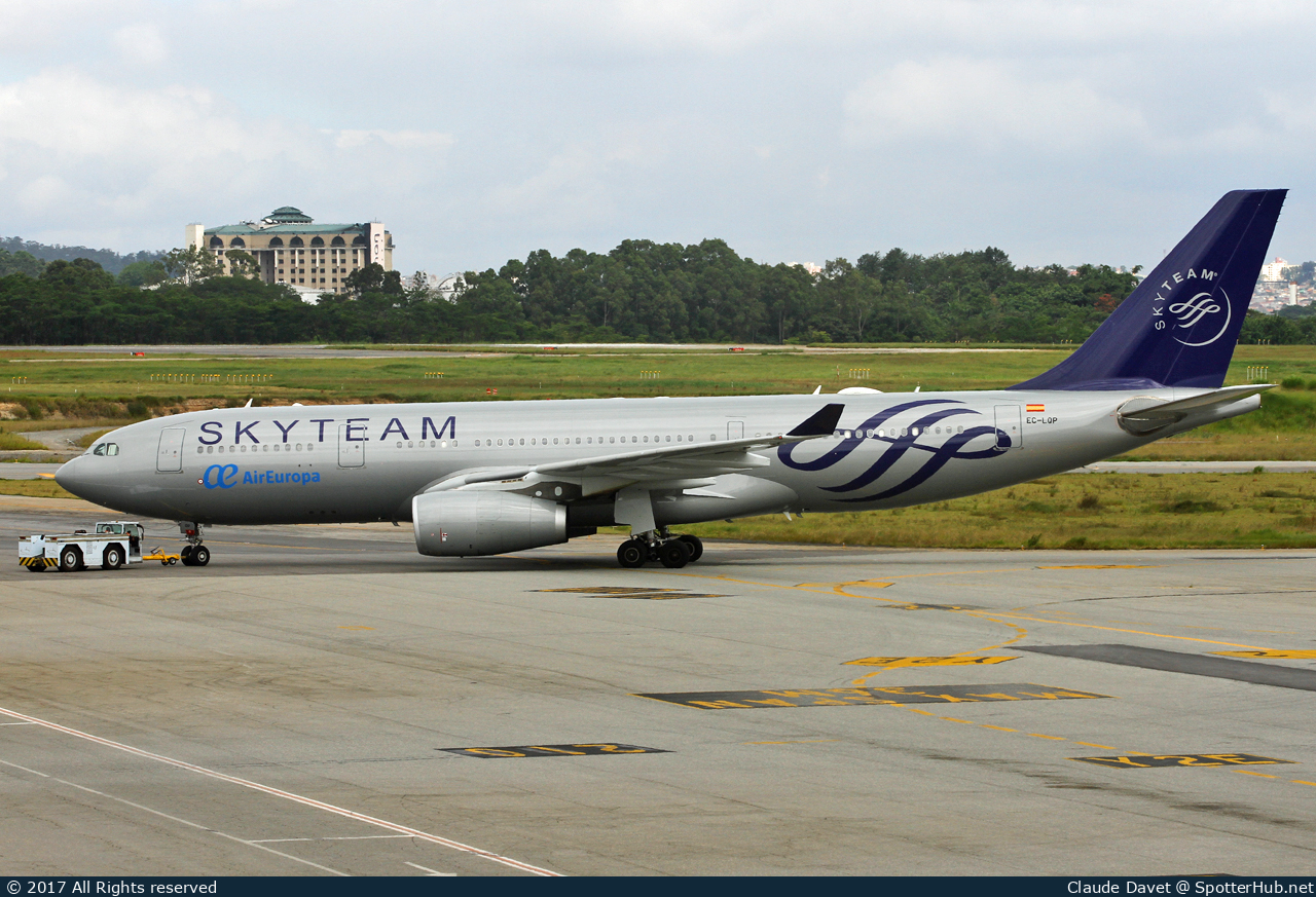 Photo of EC-LQP - Airbus A330-243 operated by Air Europa