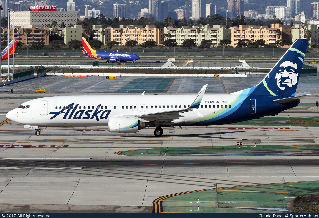 Photo of N556AS - Boeing 737-890 operated by Alaska Airlines