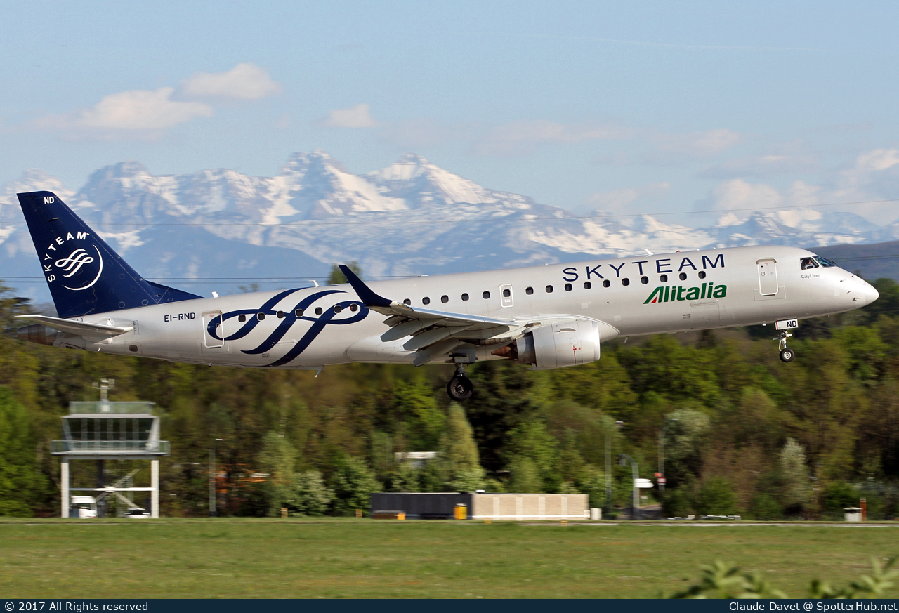 Photo of EI-RND - Embraer ERJ-190STD operated by Alitalia CityLiner
