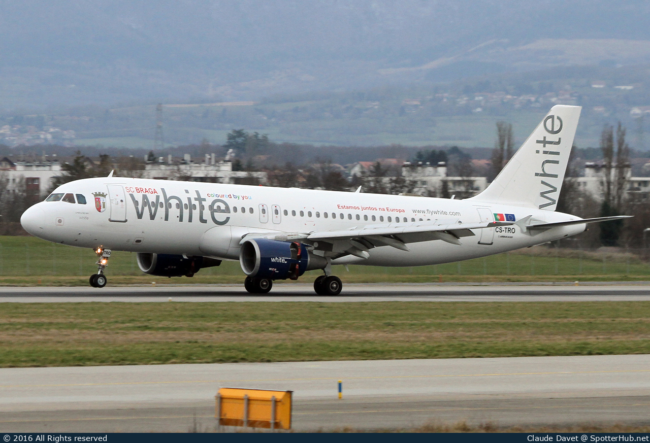 Photo of CS-TRO - Airbus A320-214 operated by White Airways