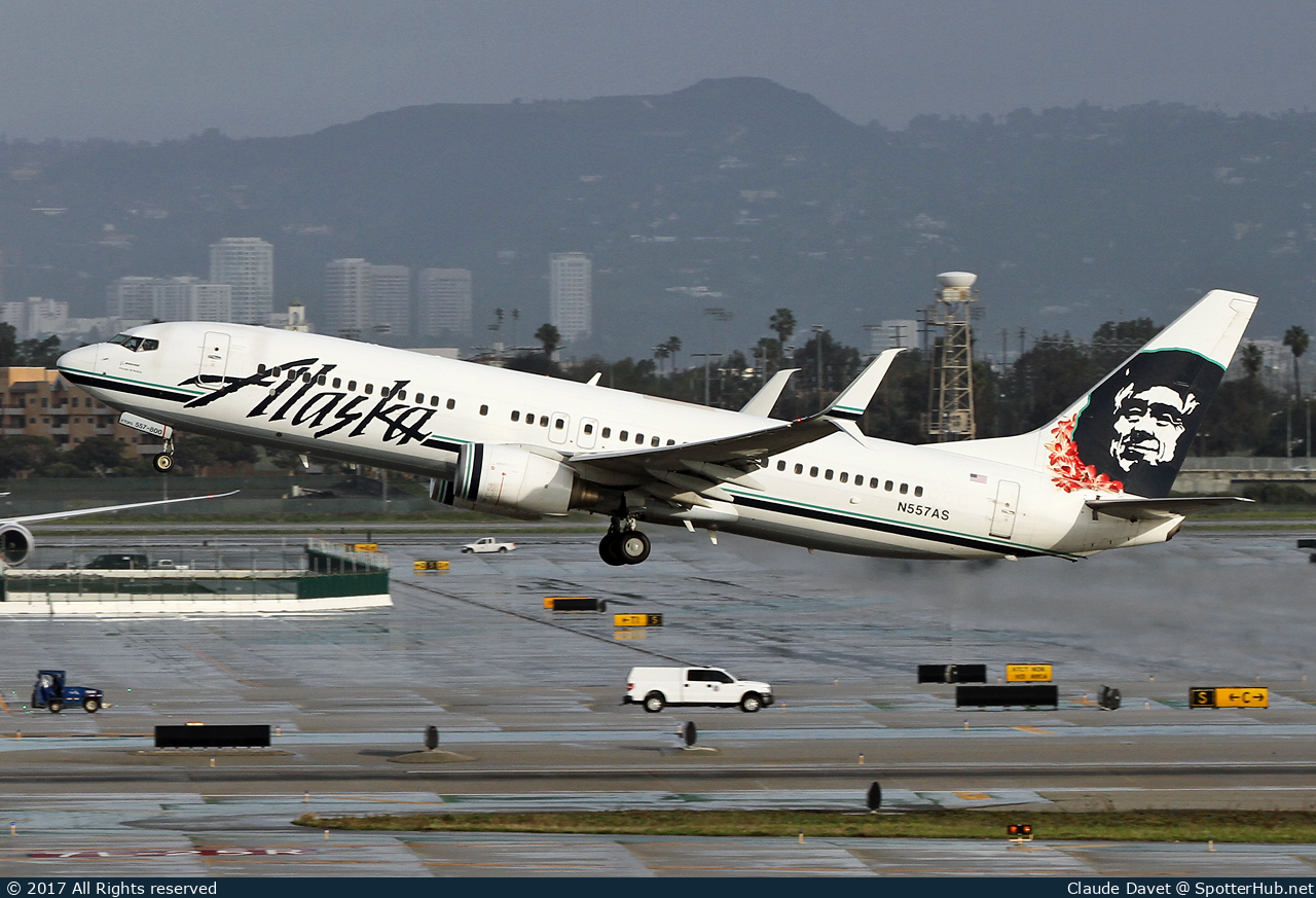 Photo of N557AS - Boeing 737-890 operated by Alaska Airlines
