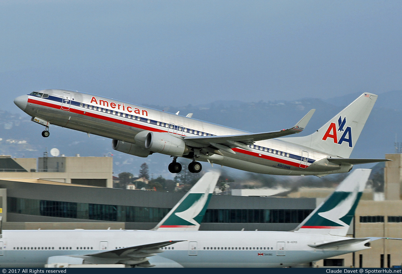 Photo of N909NN - Boeing 737-823 operated by American Airlines