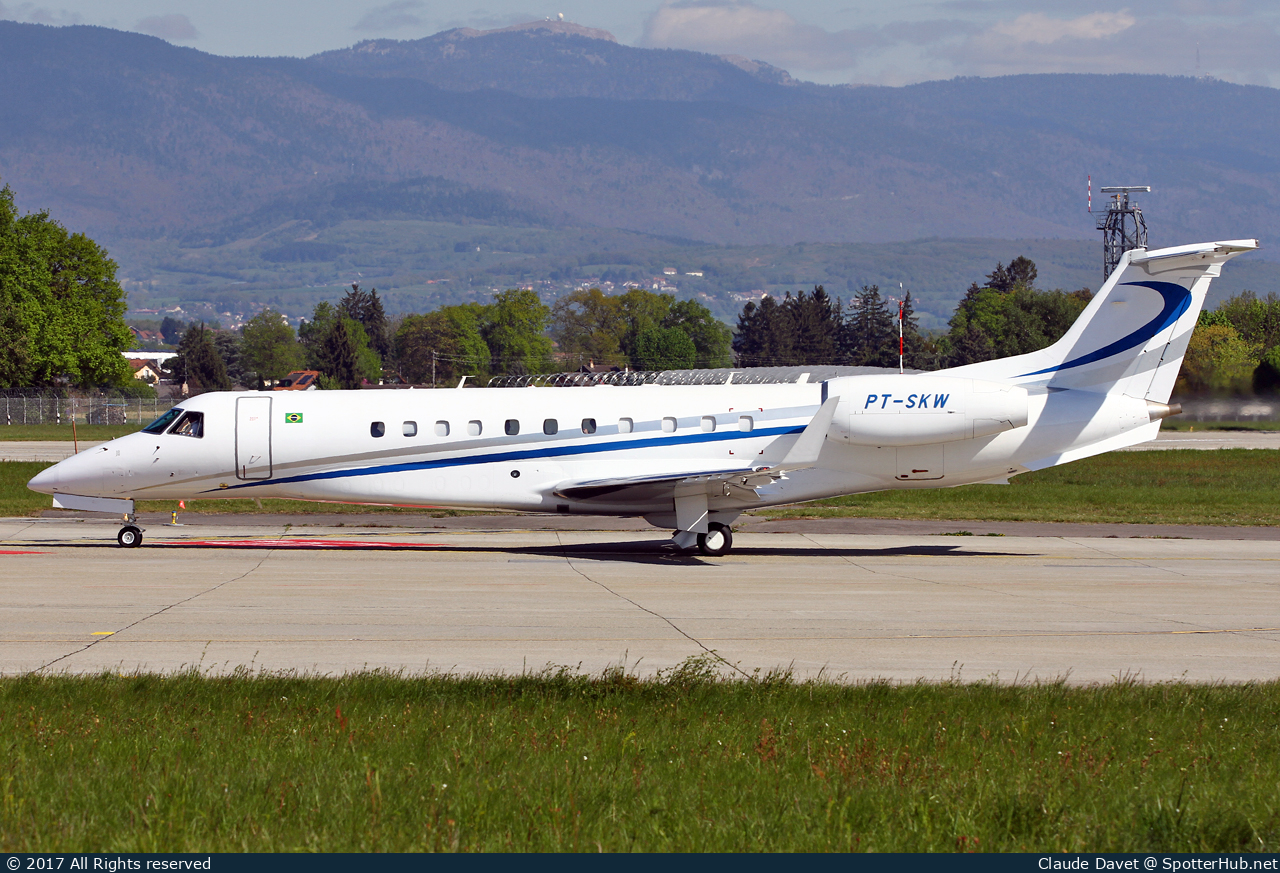 Photo of PT-SKW - Embraer Legacy 600 operated by Private