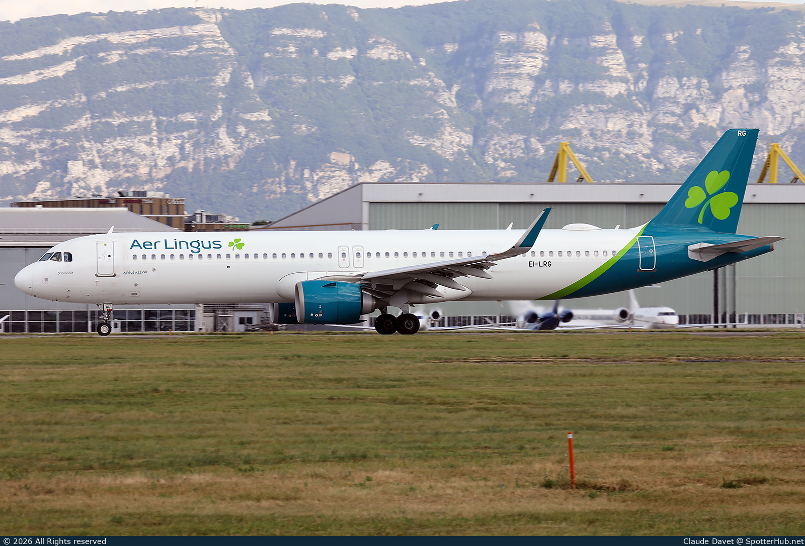Photo of EI-LRG - Airbus A321-253NX operated by Aer Lingus