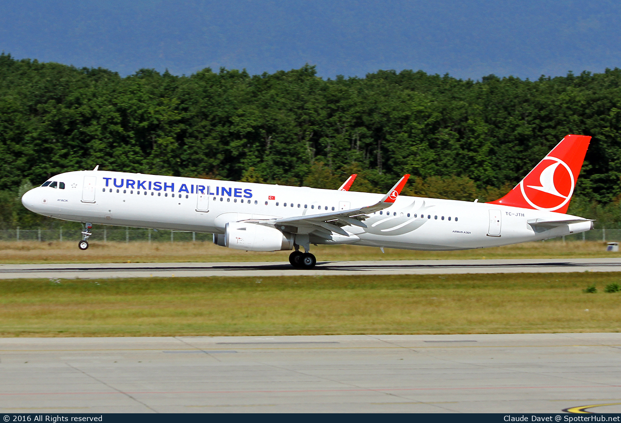 Photo of TC-JTH - Airbus A321-231 operated by Turkish Airlines