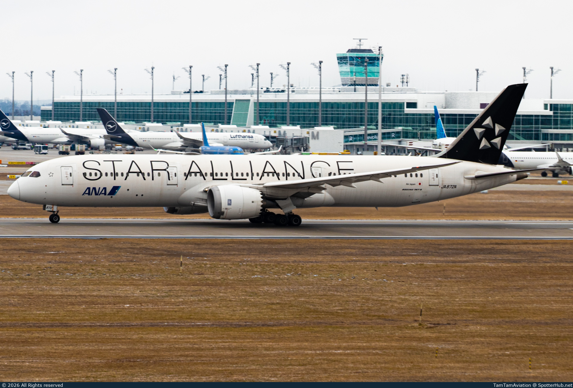 Photo of JA872A - Boeing 787-9 Dreamliner operated by ANA All Nippon Airways (opb Air Japan)