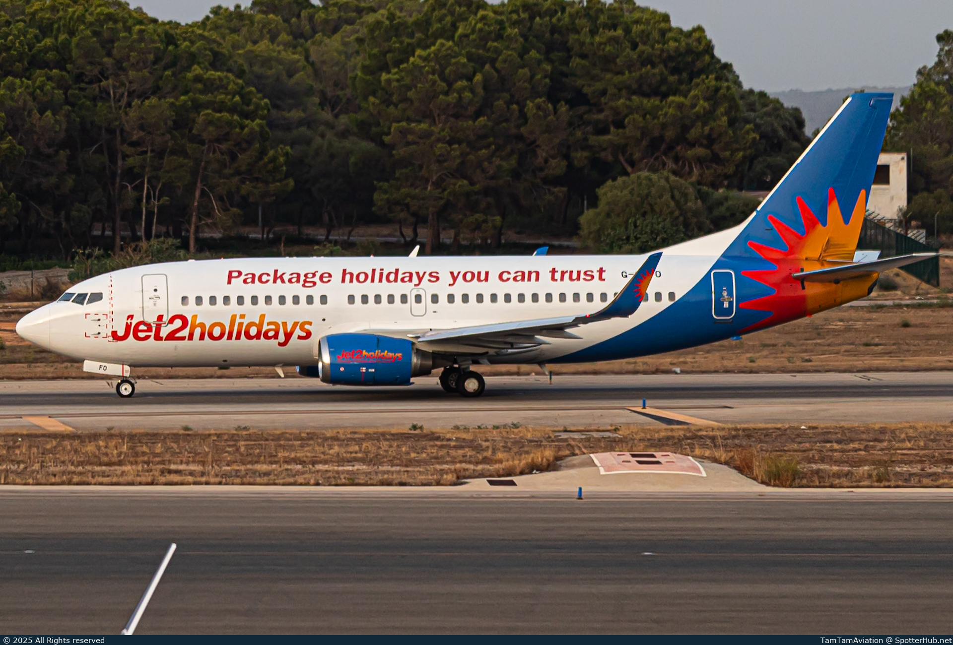 Photo of G-GDFO - Boeing 737-3U3 operated by Jet2