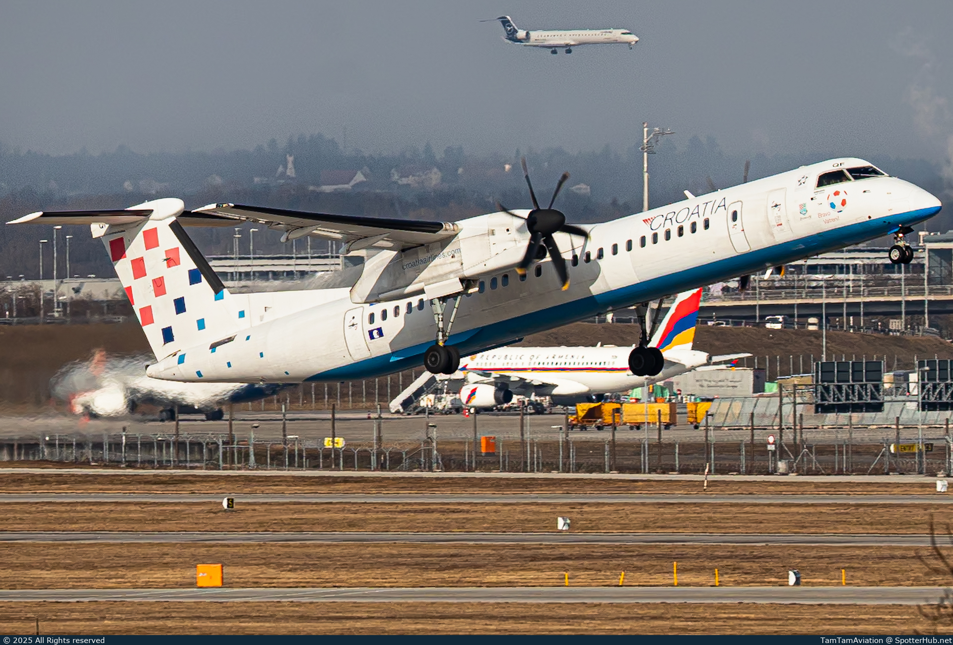 Photo of 9A-CQF - Bombardier DHC-8-402 Dash 8 Q400 operated by Croatia Airlines
