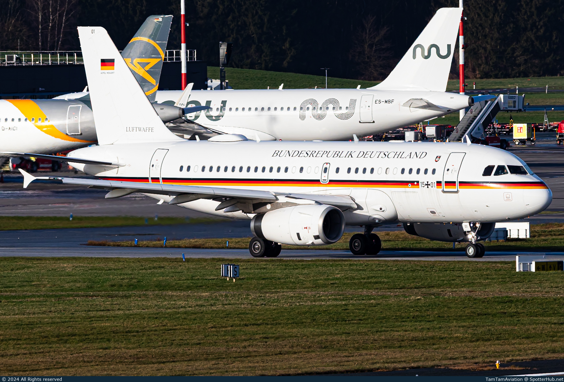Photo of 15+01 - Airbus A319-133(CJ) operated by German Air Force