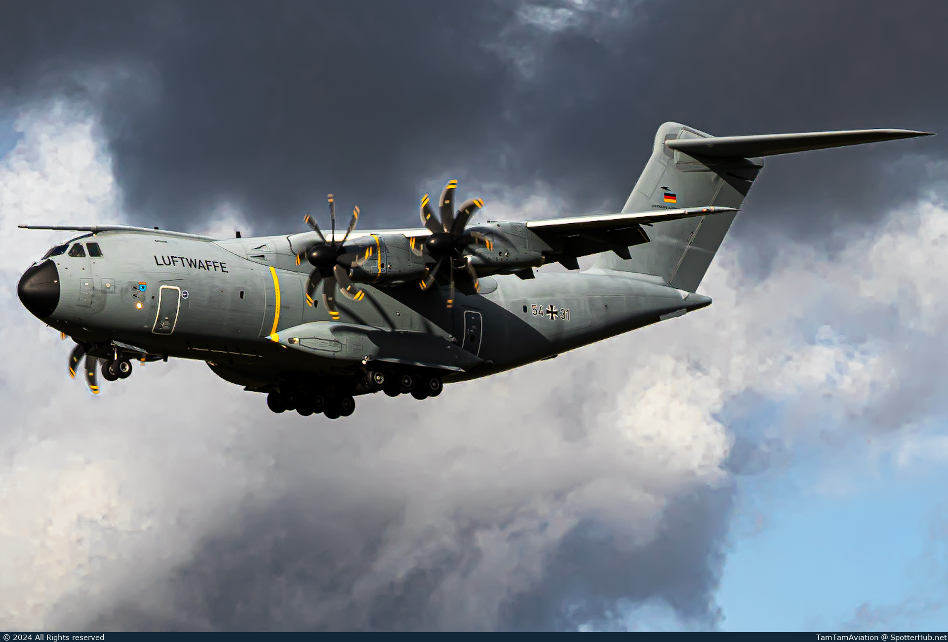 Photo of 54+31 - Airbus A400M Atlas operated by German Air Force