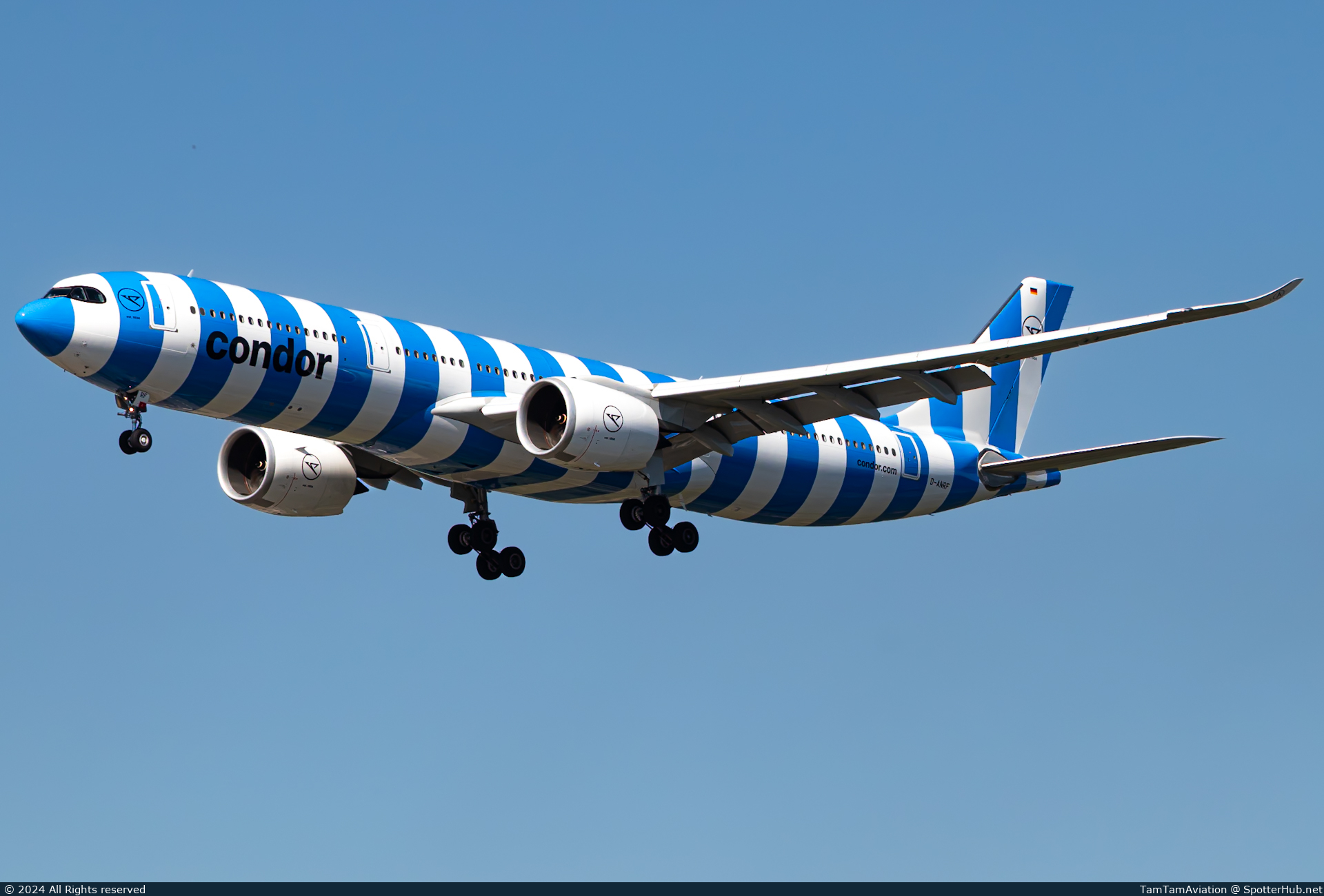 Photo of D-ANRF - Airbus A330-941 operated by Condor