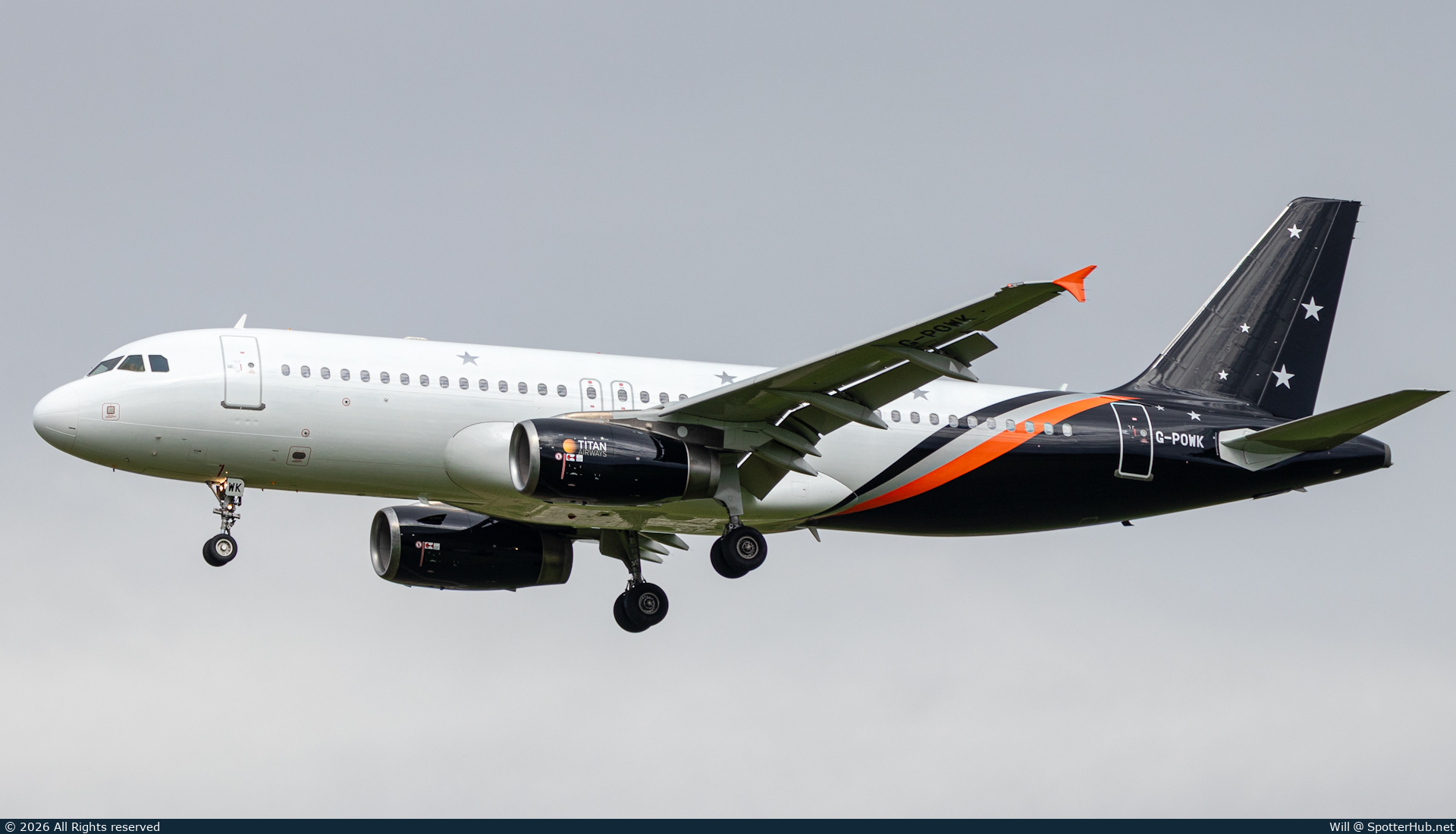 Photo of G-POWK - Airbus A320-233 operated by Titan Airways