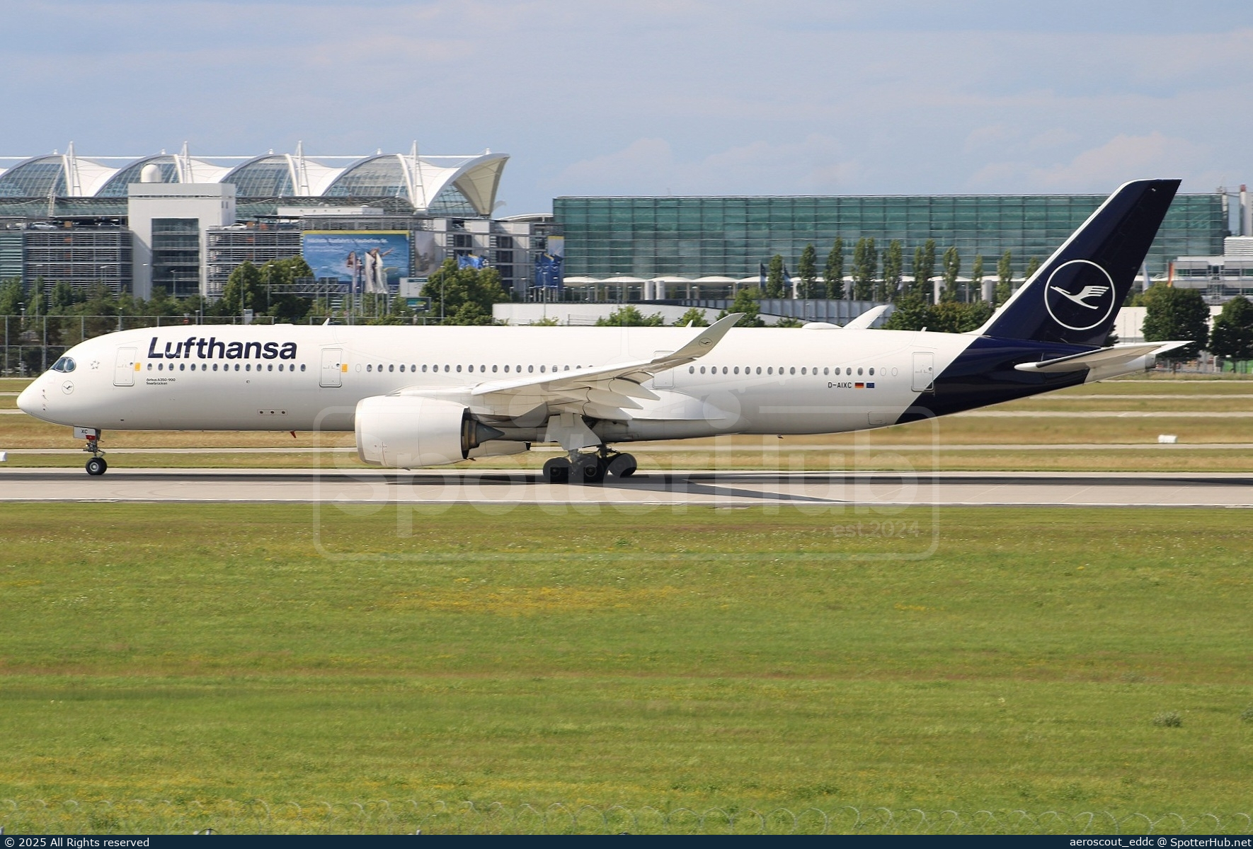 Photo of D-AIXC - Airbus A350-941 operated by Lufthansa