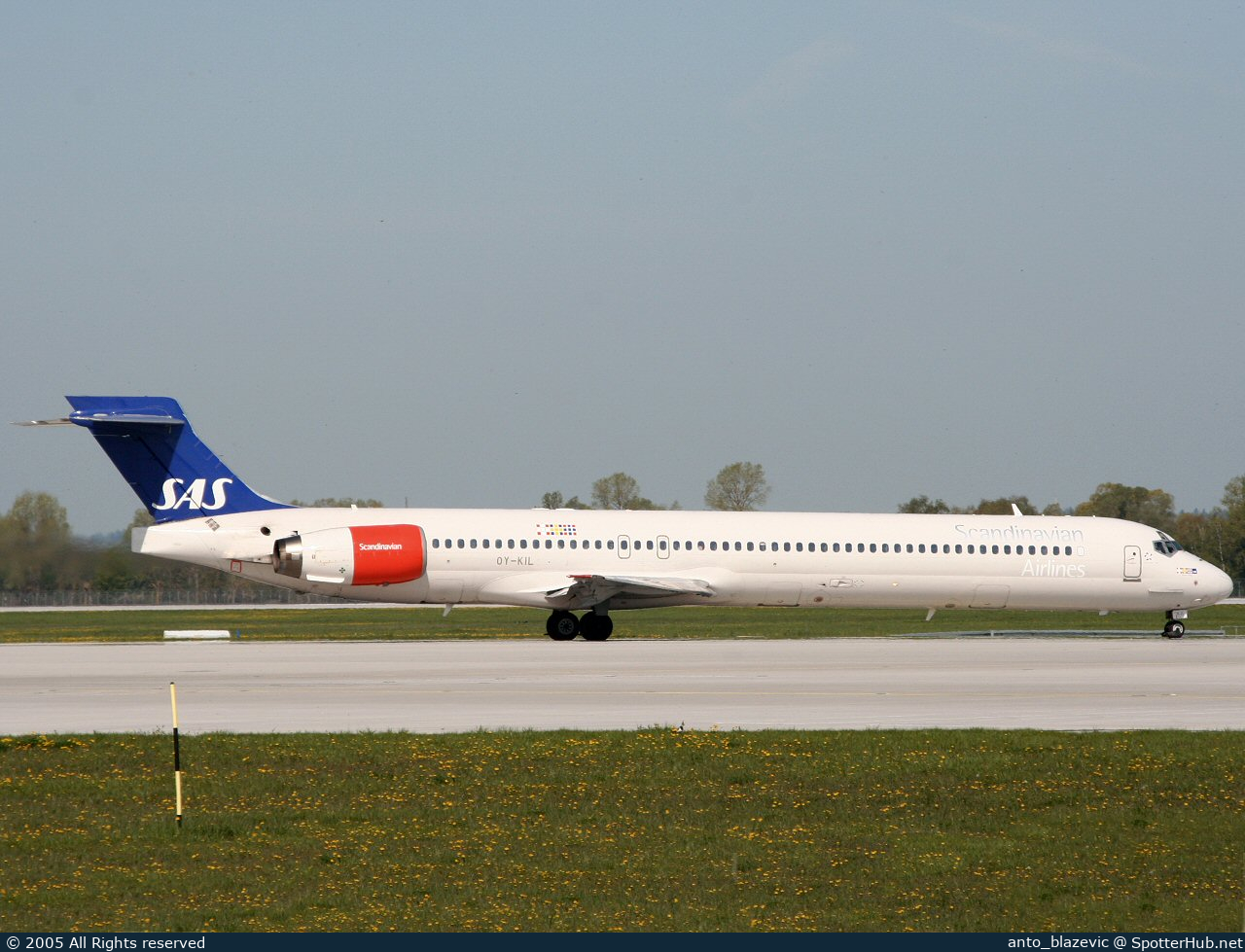 Photo of OY-KIL - McDonnell Douglas MD-90 operated by SAS Scandinavian Airlines