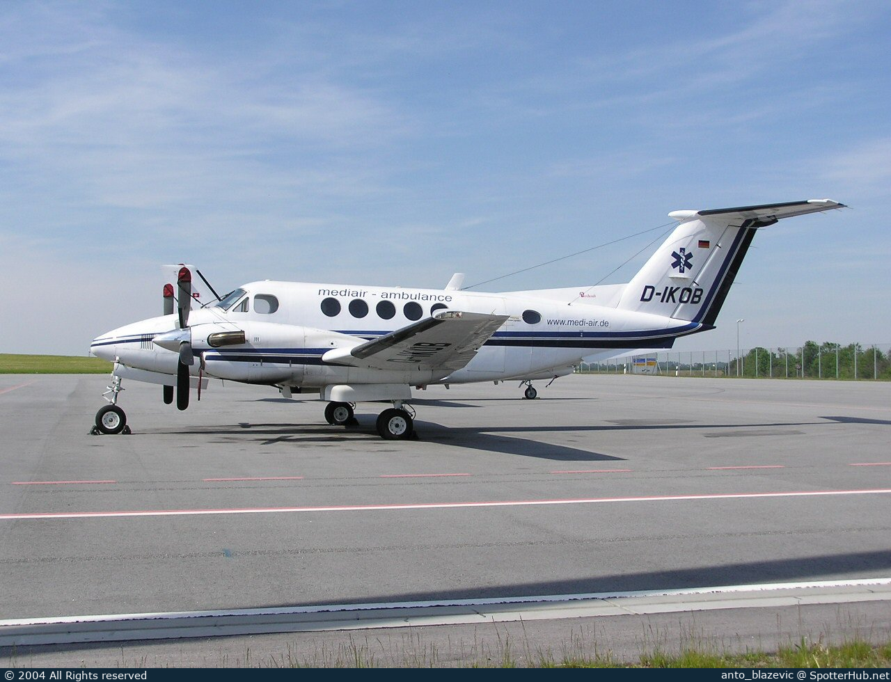 Photo of D-IKOB - Beechcraft B200 Super King Air operated by Mediair Ambulance