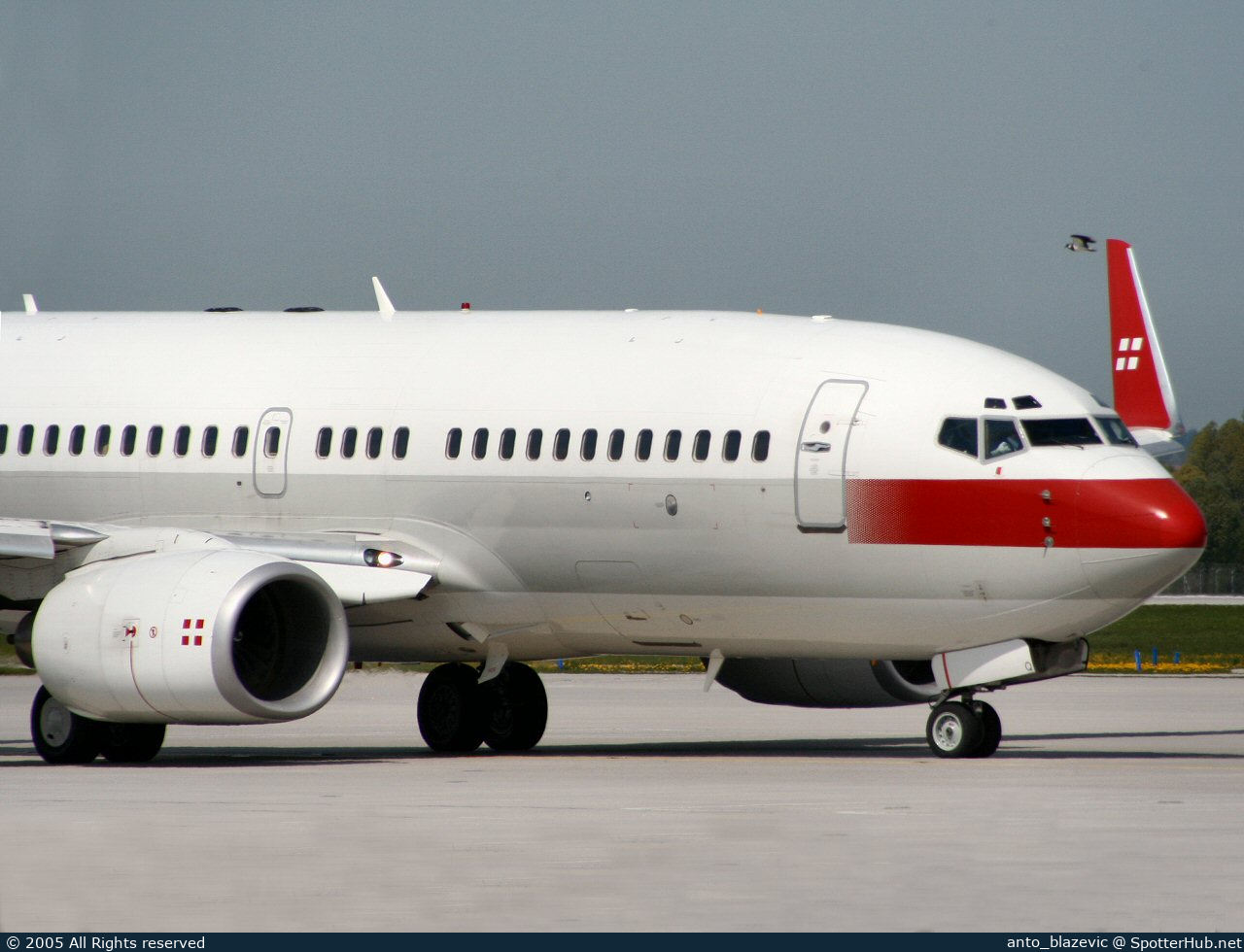 Photo of HB-IIQ - Boeing 737-7AK(BBJ) operated by PrivatAir