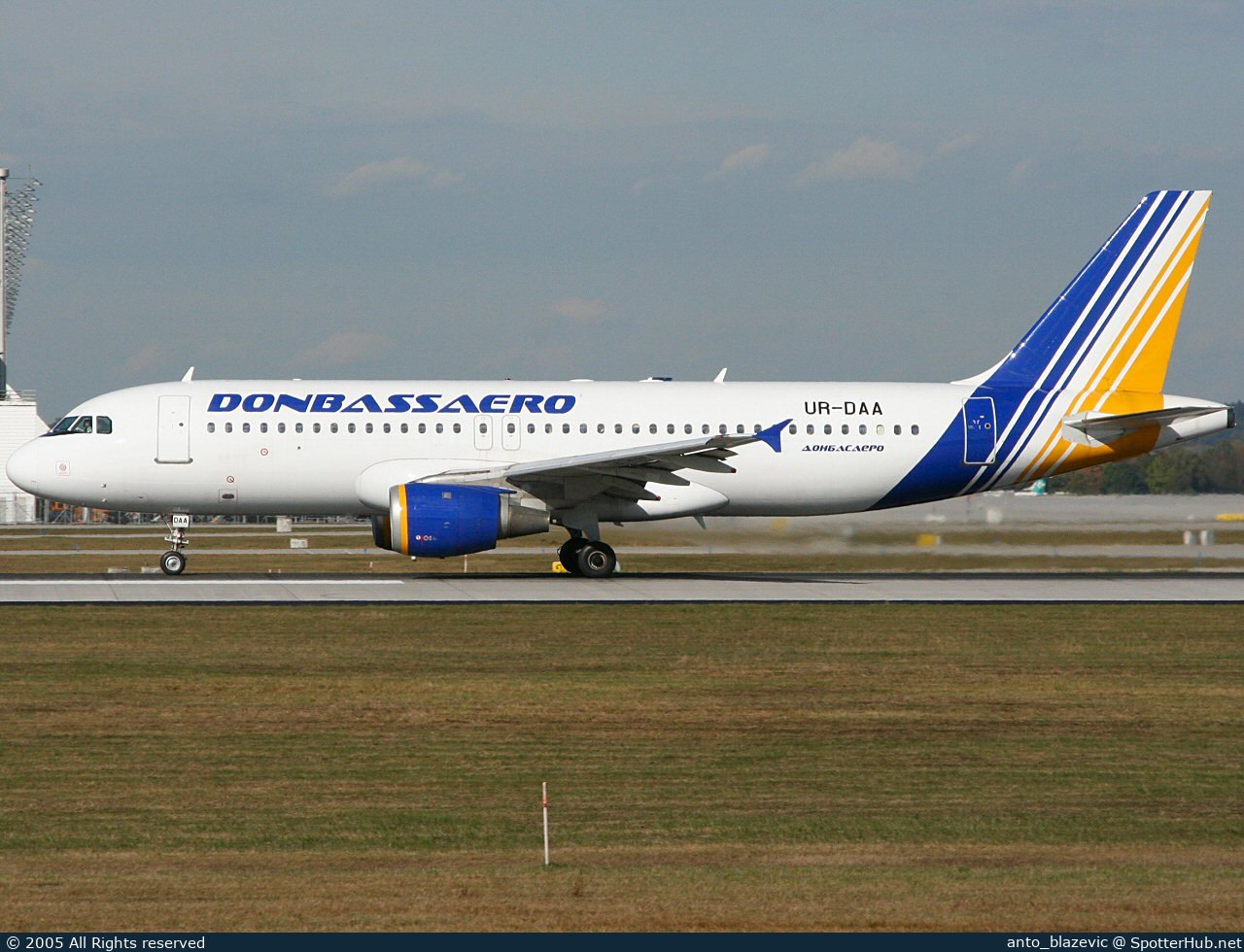 Photo of UR-DAA - Airbus A320-211 operated by Donbassaero