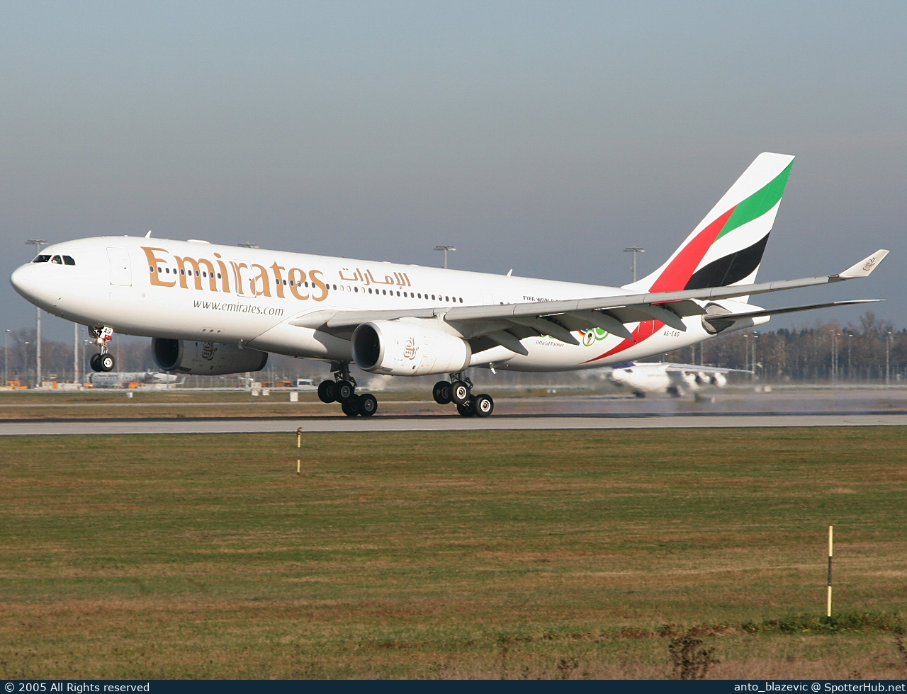 Photo of A6-EAG - Airbus A330-243 operated by Emirates