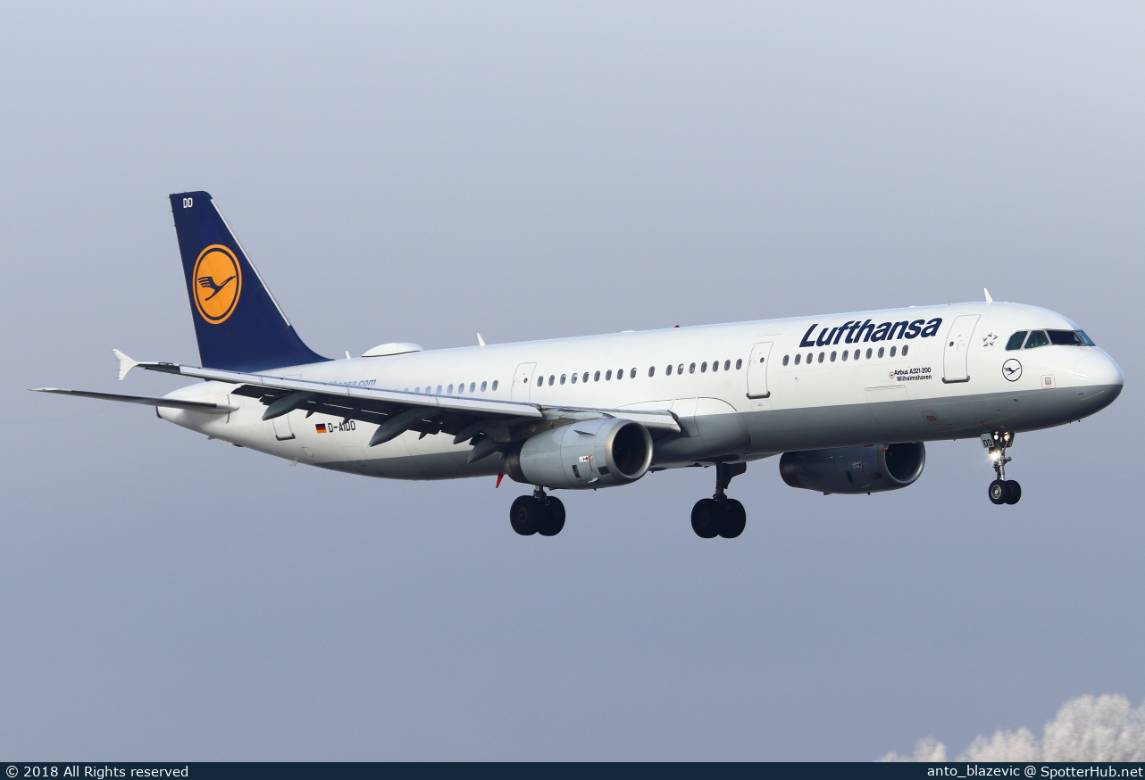 Photo of D-AIDD - Airbus A321-231 operated by Lufthansa