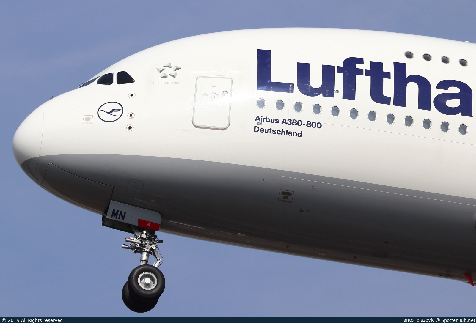 Photo of D-AIMN - Airbus A380-841 operated by Lufthansa
