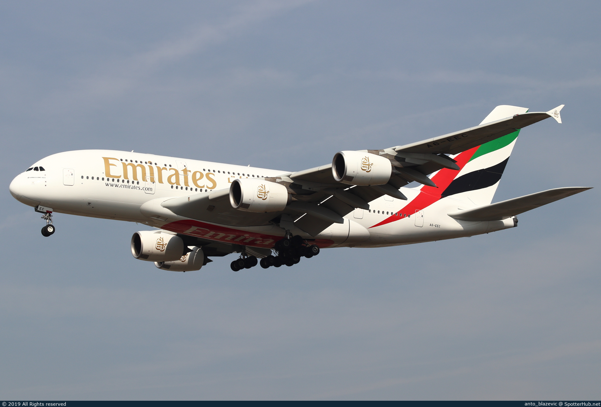 Photo of A6-EEC - Airbus A380-861 operated by Emirates
