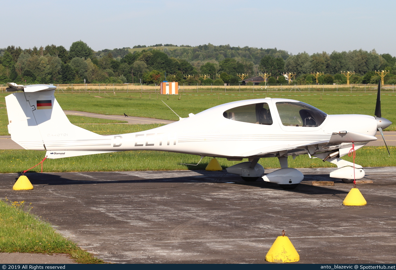 Photo of D-EETH - Diamond DA40 Diamond Star TDI operated by Private