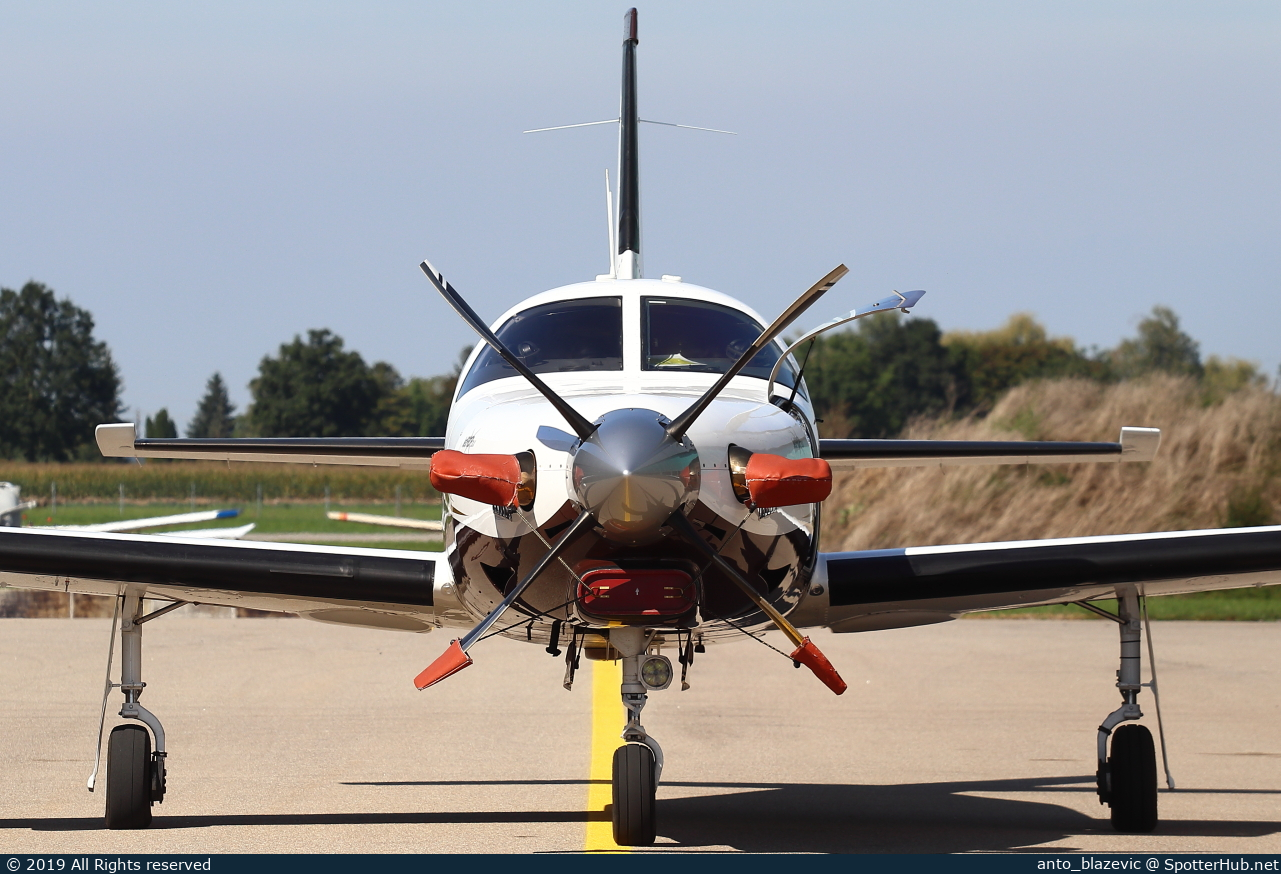 Photo of N92156 - Piper PA-46-350P Malibu Mirage JetPROP DLX operated by Private
