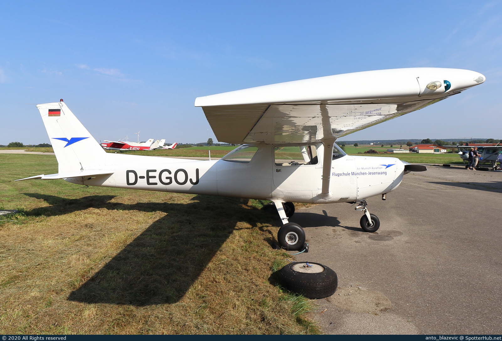Photo of D-EGOJ - Reims-Cessna F152 operated by Air Munich Aviation - Flugschule Jesenwang