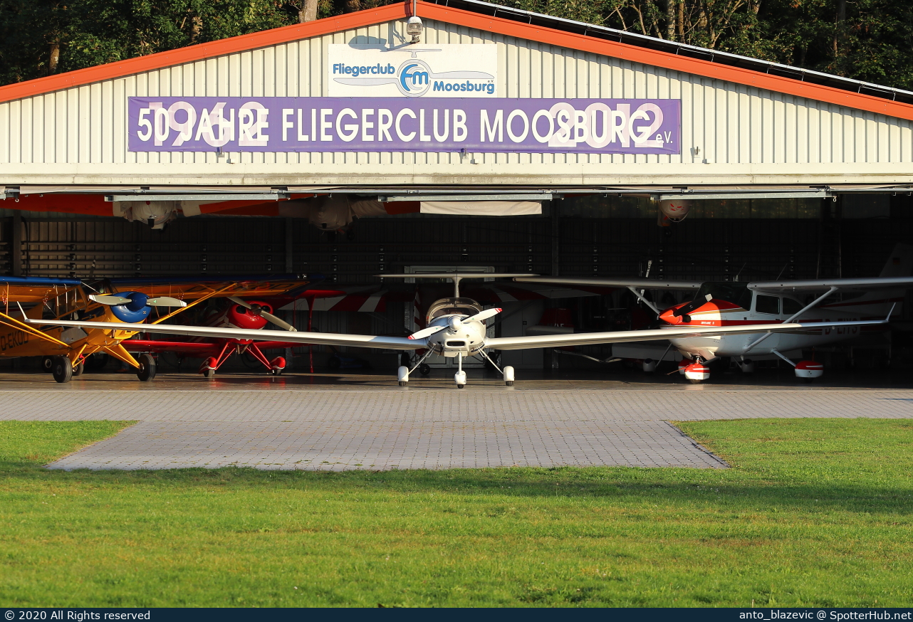 Photo of D-KYPP - Diamond HK36TC Super Dimona operated by Fliegerclub Moosburg