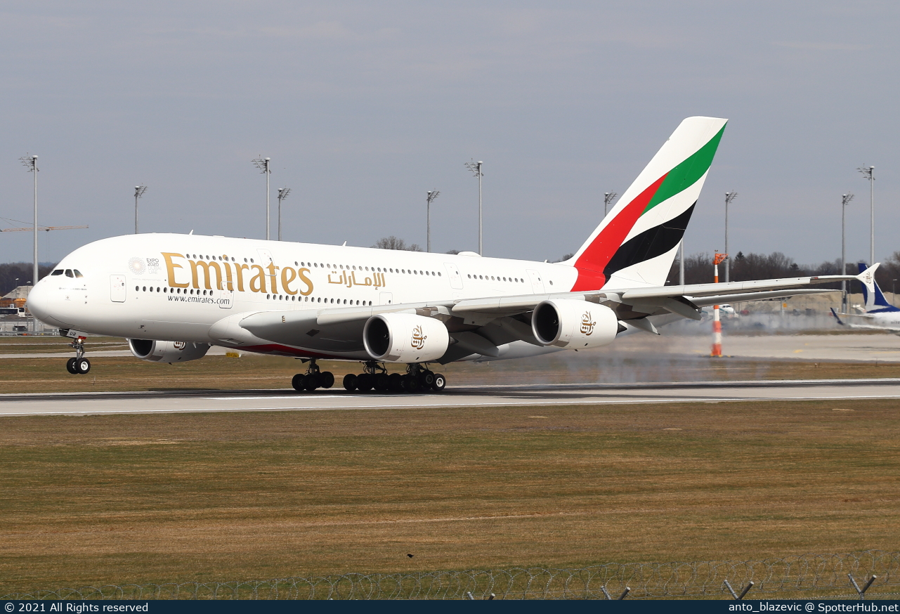 Photo of A6-EUR - Airbus A380-842 operated by Emirates