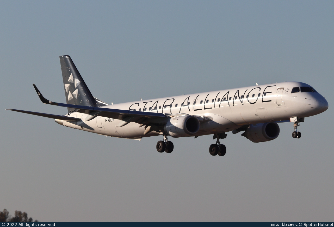 Photo of I-ADJV - Embraer ERJ-195LR operated by Air Dolomiti