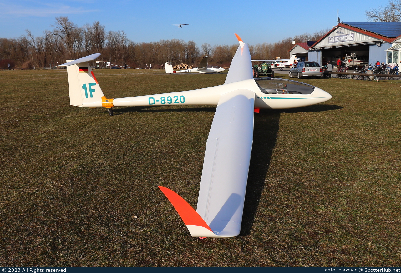 Photo of D-8920 - Rolladen-Schneider LS1-f operated by Fliegerclub Moosburg