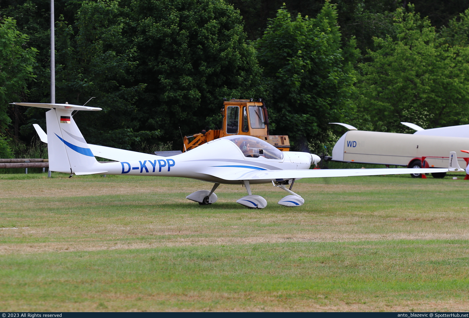 Photo of D-KYPP - Diamond HK36TC Super Dimona operated by Fliegerclub Moosburg