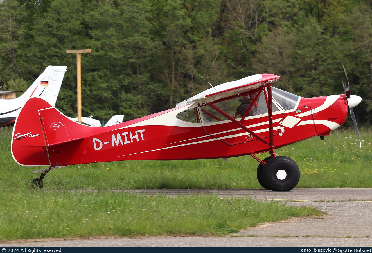 Photo of D-MIHT - Zlin Savage Cruiser operated by Private