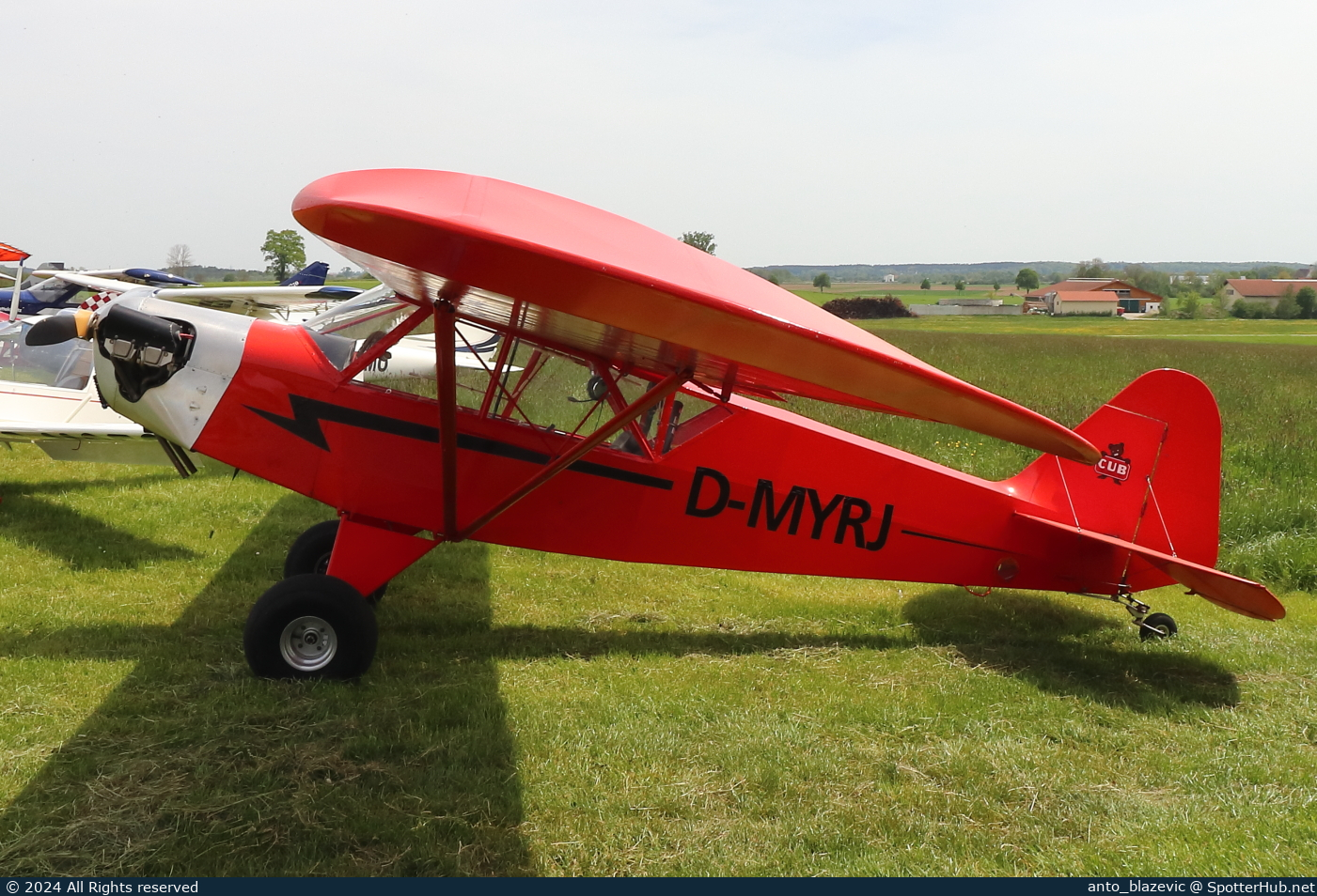 Photo of D-MYRJ - Let-Mont TUL-02 Tandem Tulak operated by Private