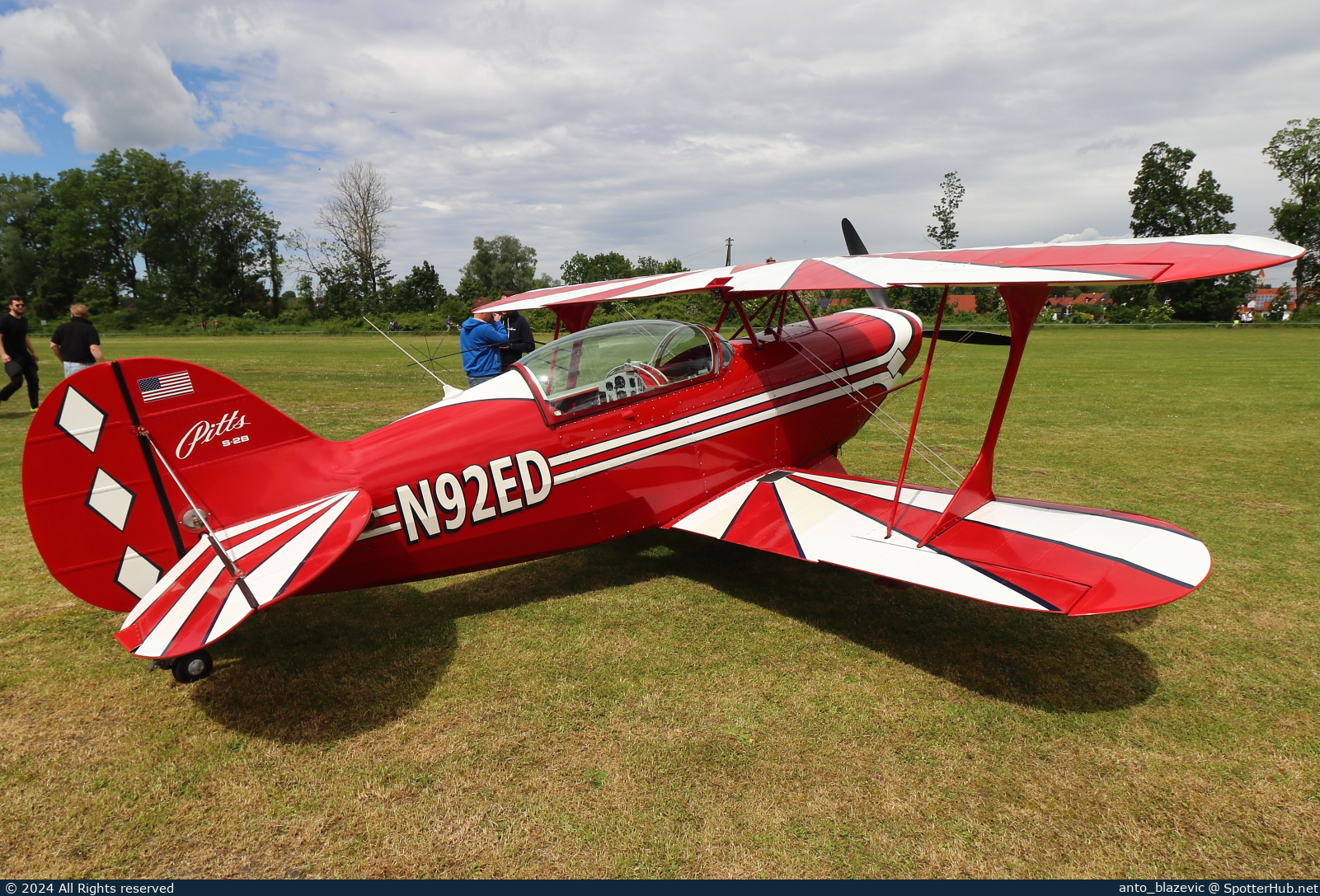 Photo of N92ED - Pitts S-2B Special operated by Private