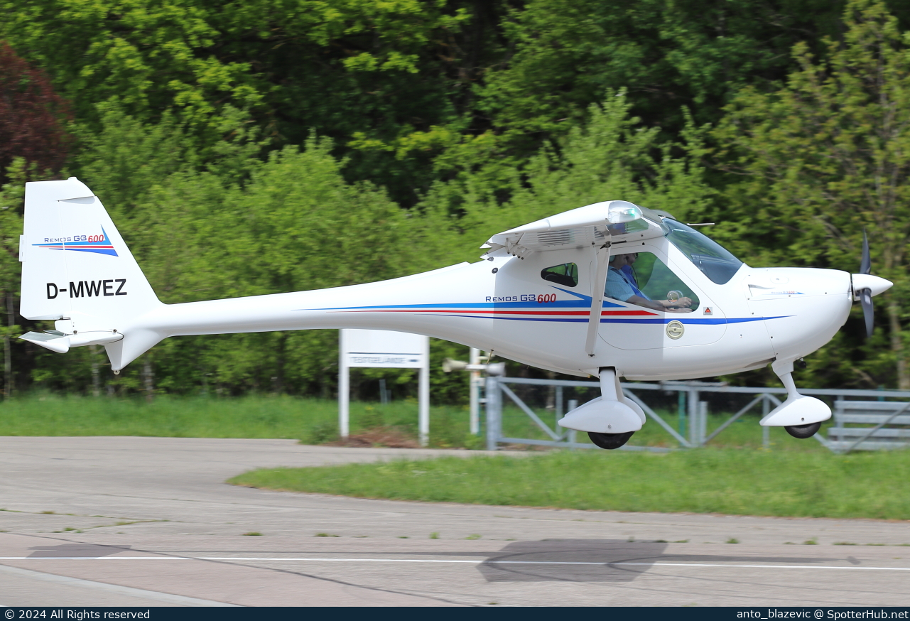 Photo of D-MWEZ - Remos G3/600 Mirage operated by Private