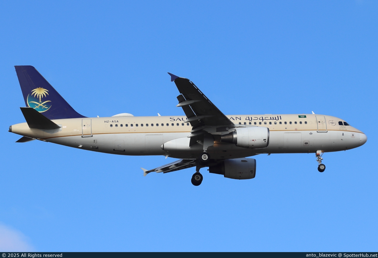 Photo of HZ-ASA - Airbus A320-214 operated by Saudi Arabian Airlines