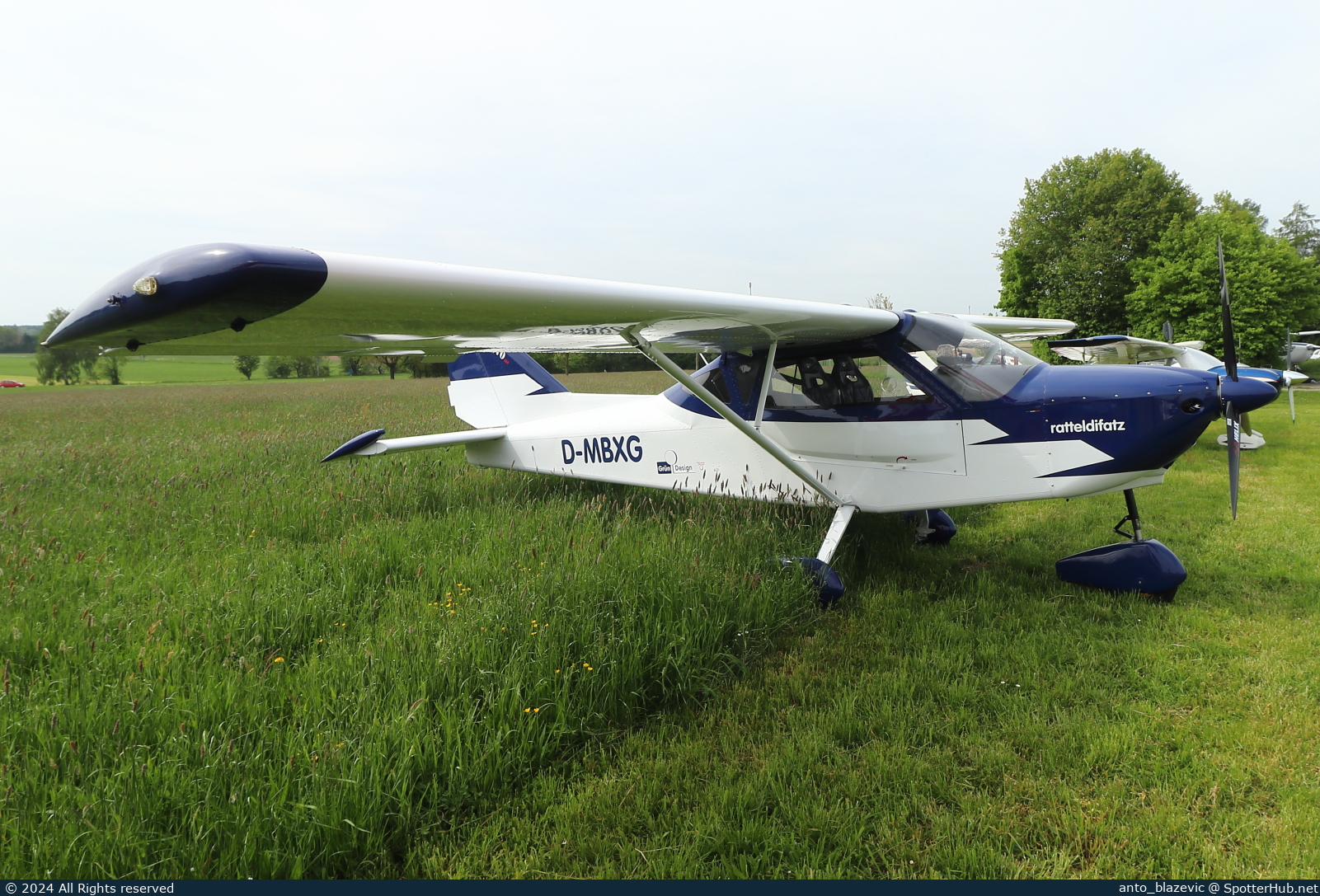 Photo of D-MBXG - Nando Groppo G70 operated by Private