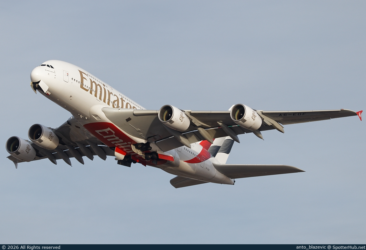 Photo of A6-EDF - Airbus A380-861 operated by Emirates
