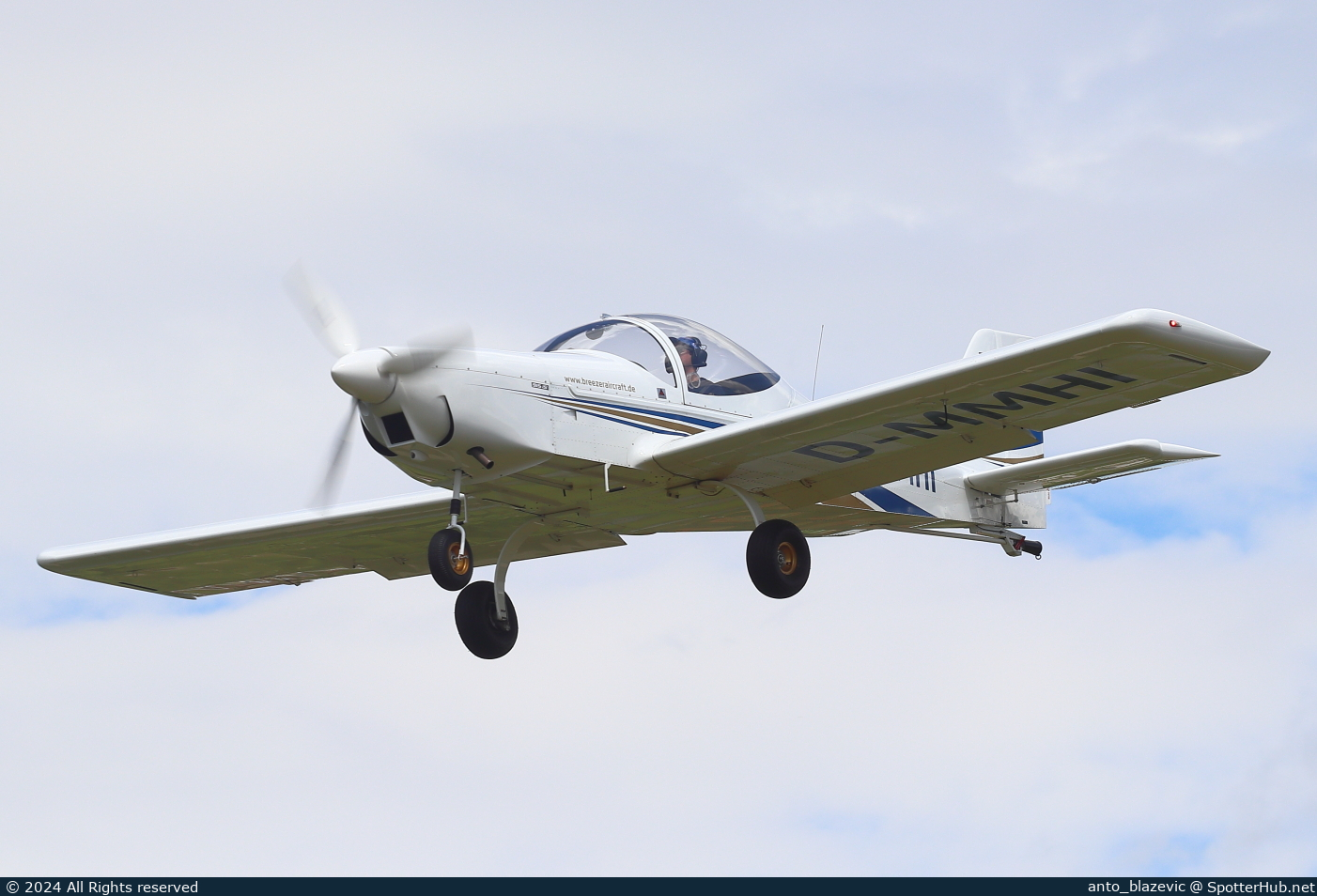 Photo of D-MMHI - Breezer Sport 916 iS operated by Flugsportverein Kelheim