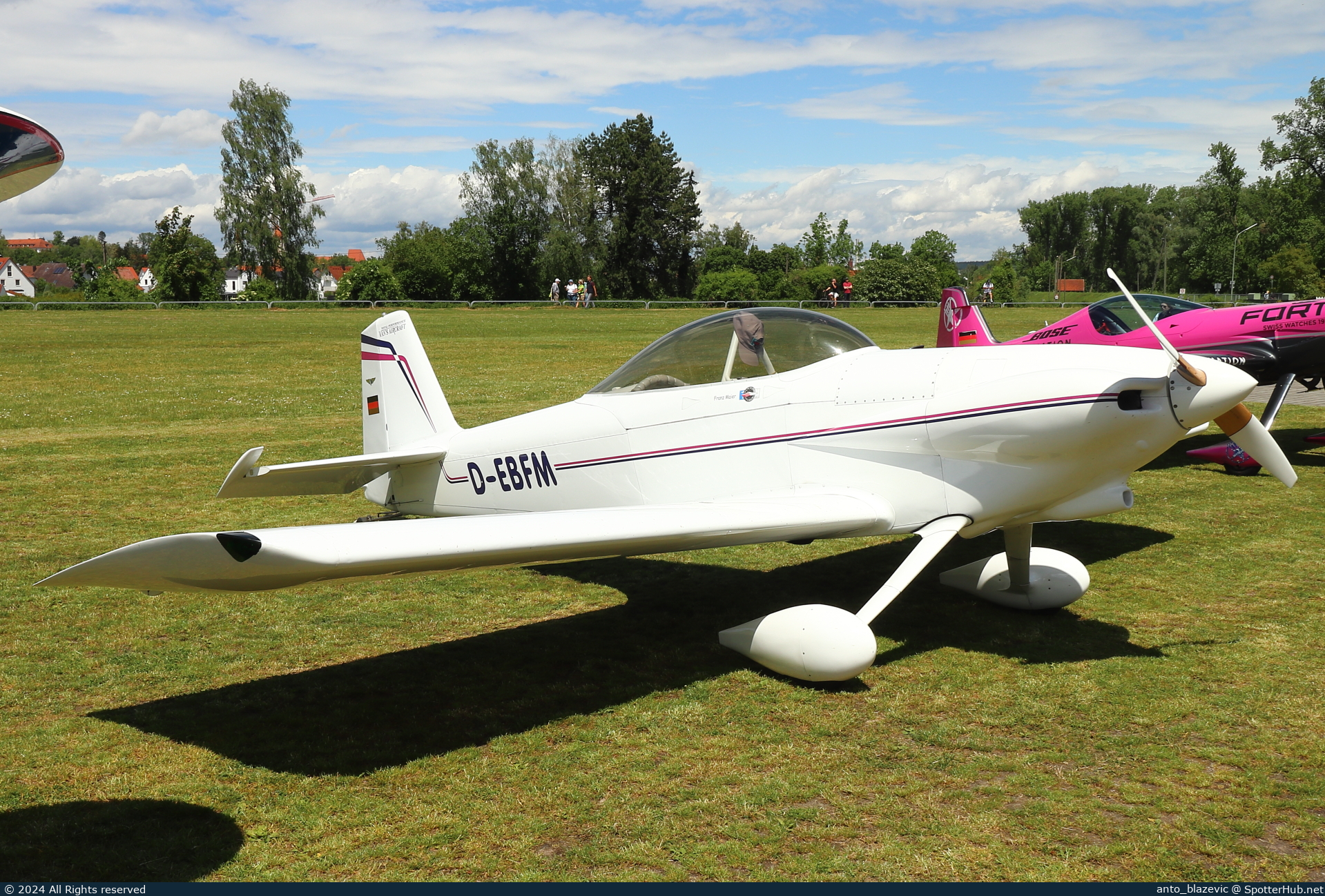 Photo of D-EBFM - Vans RV-4 operated by Private