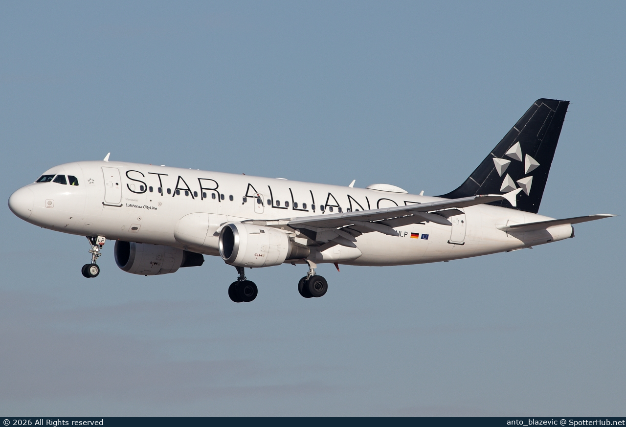 Photo of D-AILP - Airbus A319-114 operated by Lufthansa CityLine