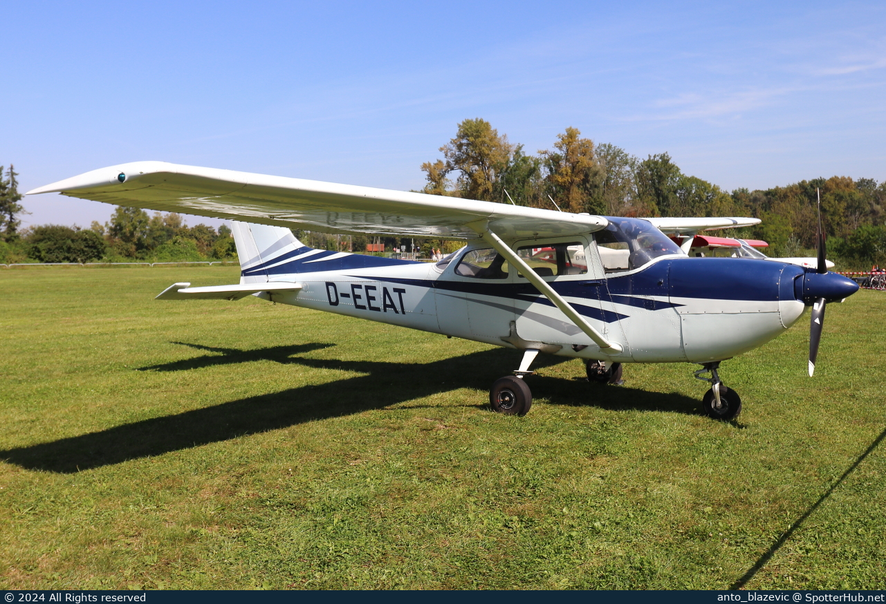 Photo of D-EEAT - Reims-Cessna FR172F Reims Rocket operated by Private