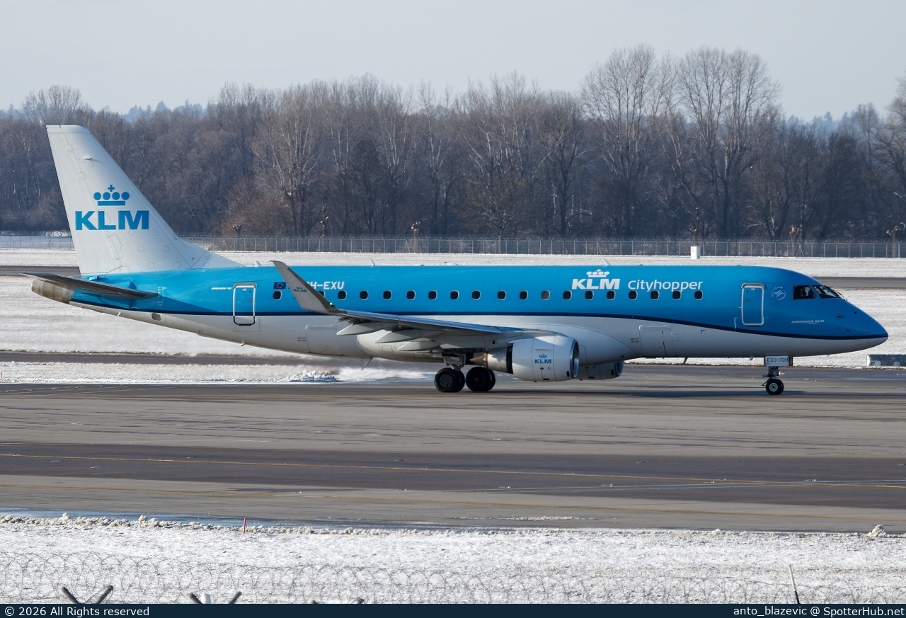 Photo of PH-EXU - Embraer ERJ-175STD operated by KLM Cityhopper
