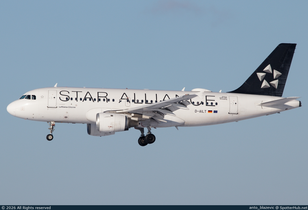 Photo of D-AILT - Airbus A319-114 operated by Lufthansa CityLine