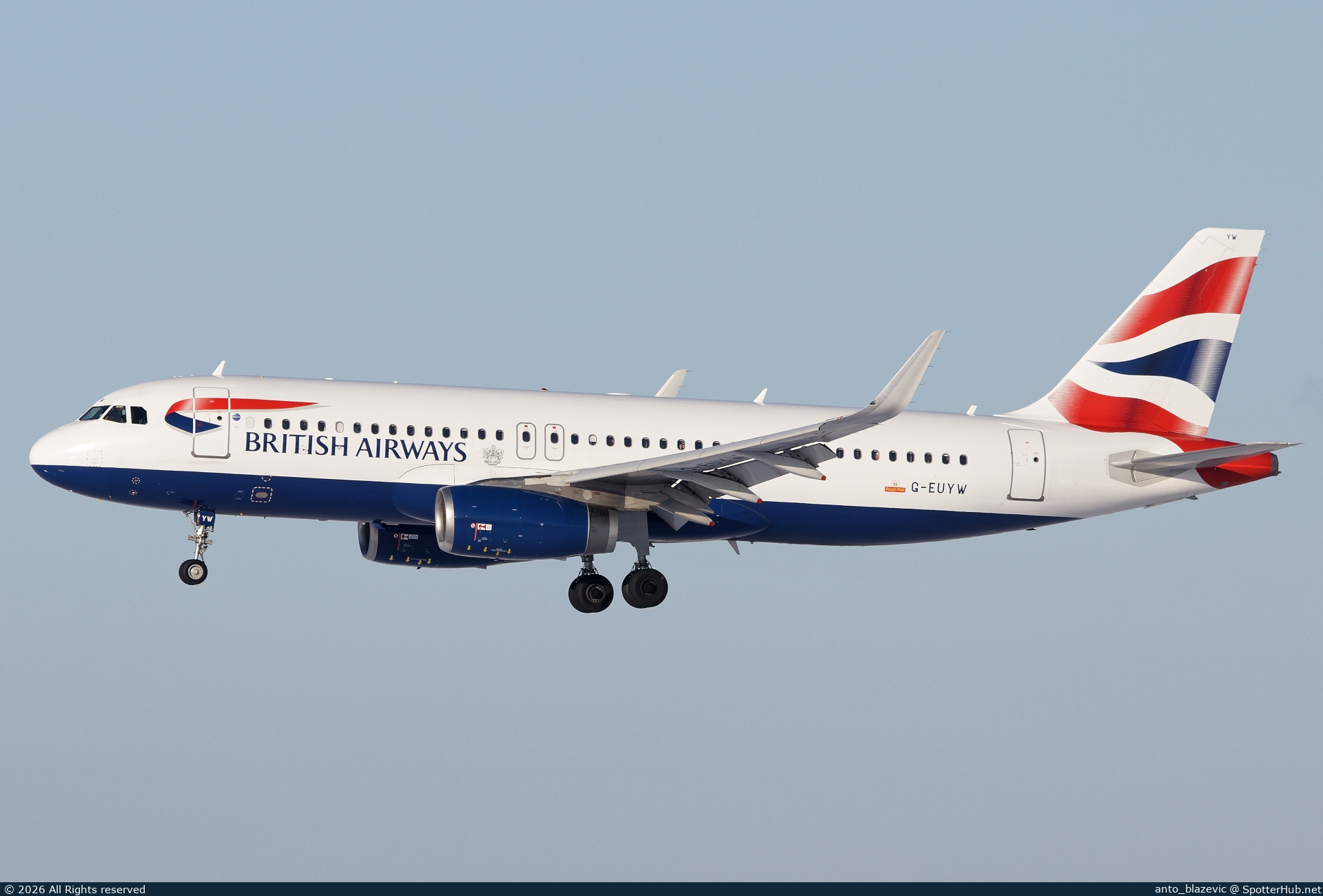 Photo of G-EUYW - Airbus A320-232 operated by British Airways