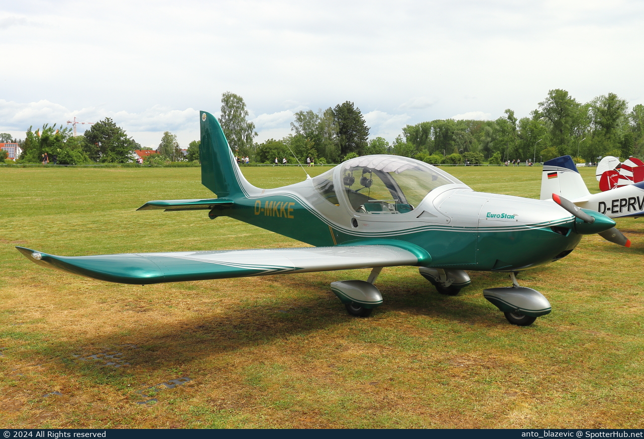 Photo of D-MKKE - Evektor EuroStar SL operated by Flugring Salzburg